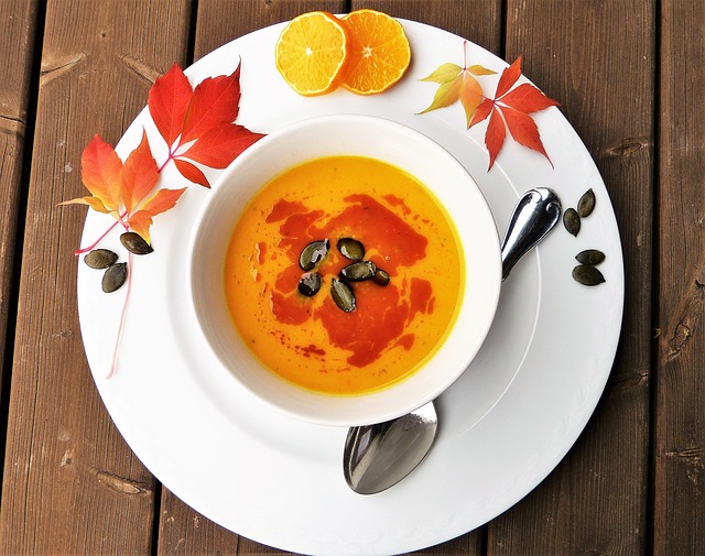 oranžová dýňová polévka